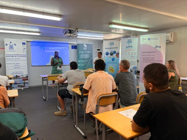 Présentation de la pêche dans le cadre du projet PAP'MER (Photo: EAM Réunion)